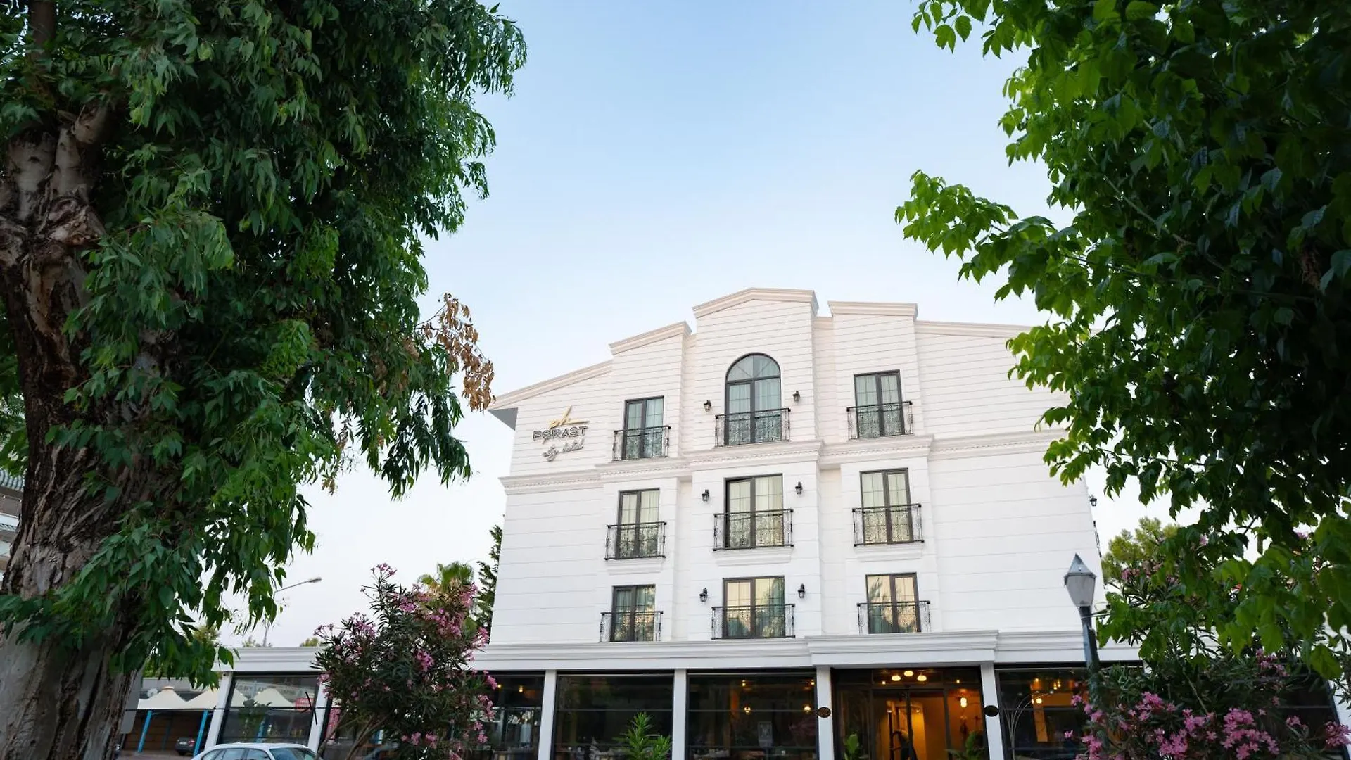 Perast City Hotel Анталья